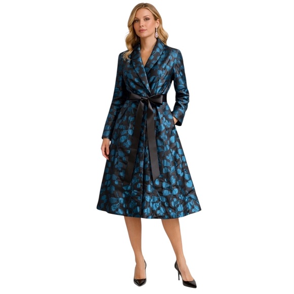 M Signature Label Collection Jackets & Blazers - Textured Teal & Black JacketThe Sanah